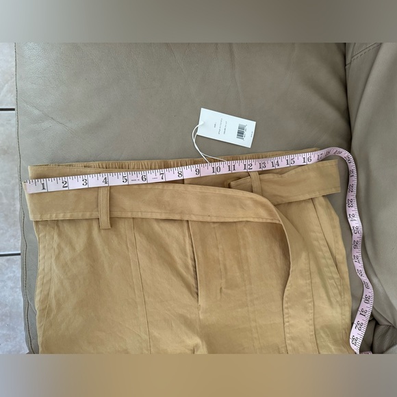 Vince Belted Linen-blend Pant in Natural - Picture 8 of 16